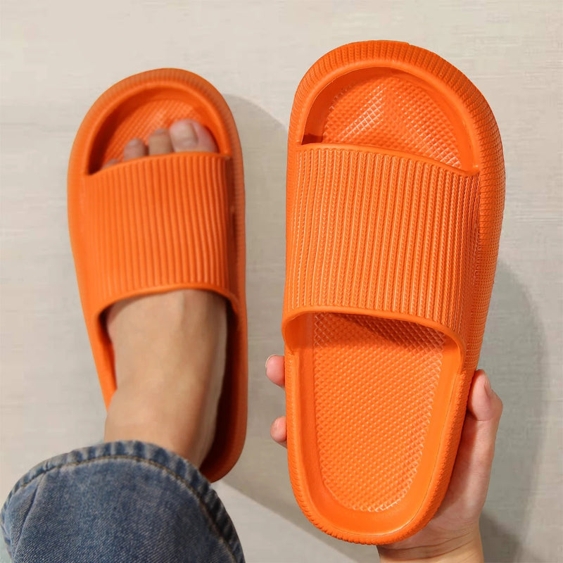 Chinelo Antiderrapante EVA - Conforto e Segurança para Uso Interno e Externo
