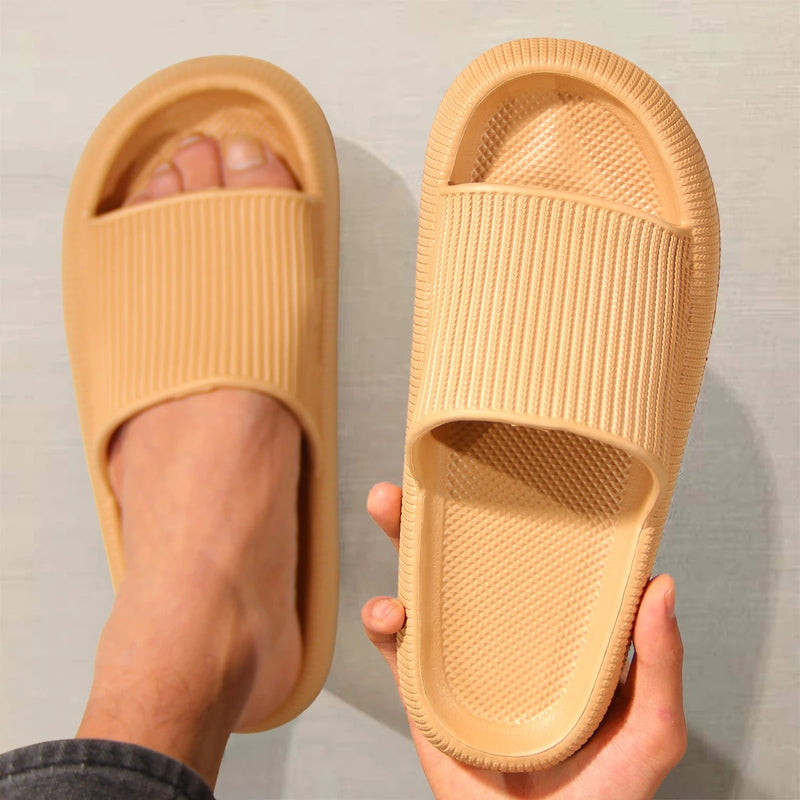 Chinelo Antiderrapante EVA - Conforto e Segurança para Uso Interno e Externo